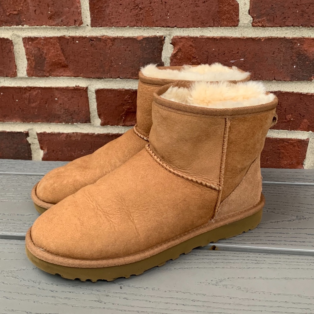 Ugg Classic Mini Shearling Lined Boot - image 3